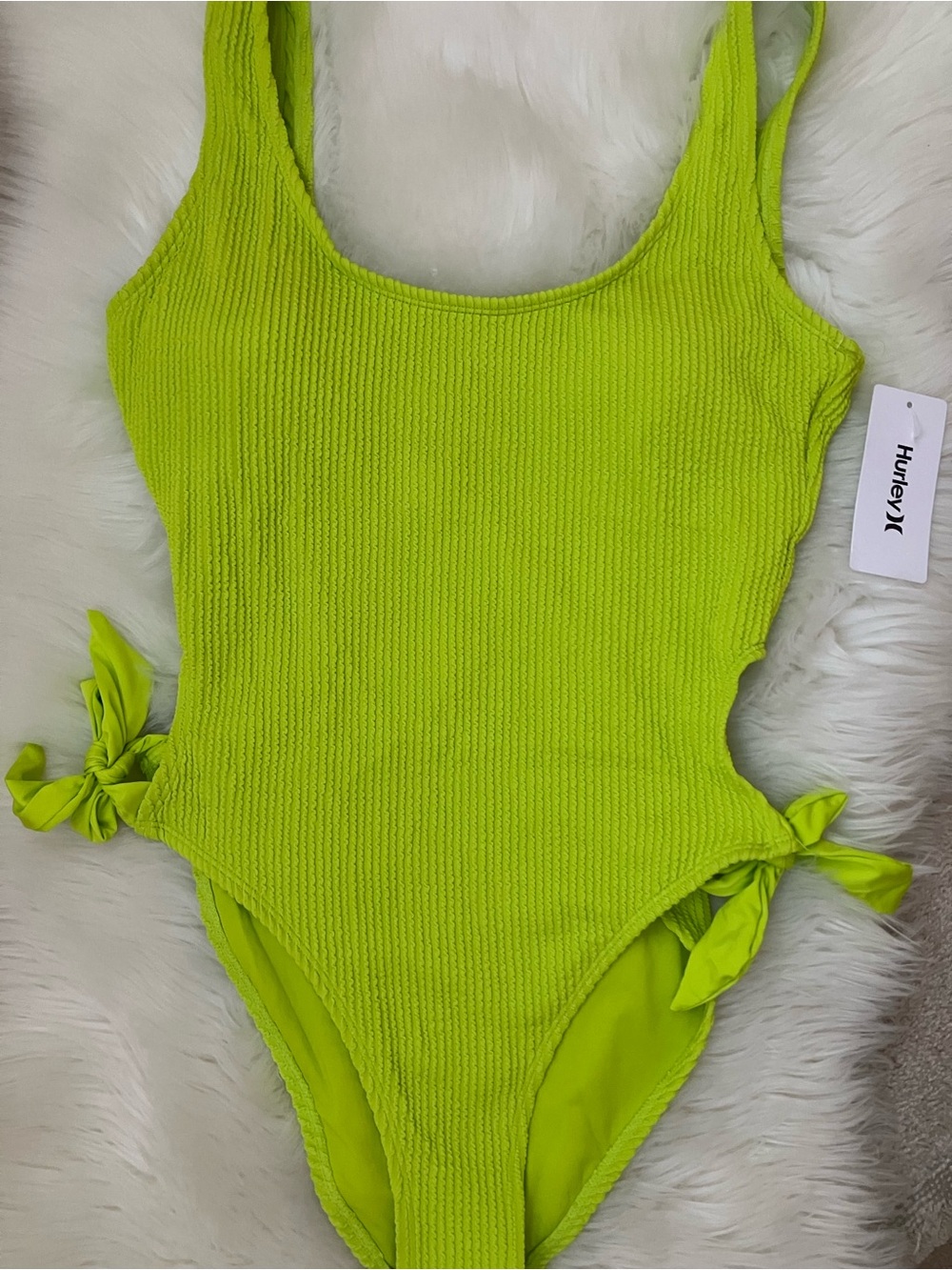 HURLEY Solid Scrunch Cheeky One-Piece Swimsuit Acid Lime XL NEW NWT